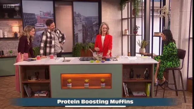 BBC Morning Live's doctor praises a delicious 'superfood' muffin that helps prevent colds and flu.