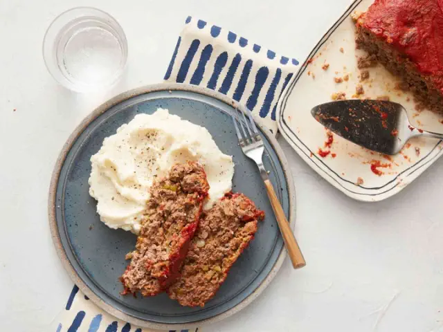 Ina Garten's Meatloaf: A Heartwarming Winter Dish That Will Delight Everyone