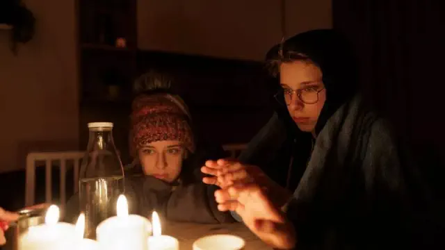 Utilize a clever method to warm up your meals during a winter power outage.