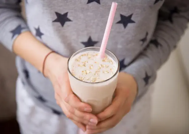 Oatzempic, chia seed water, and various TikTok weight loss trends evaluated by a professional.
