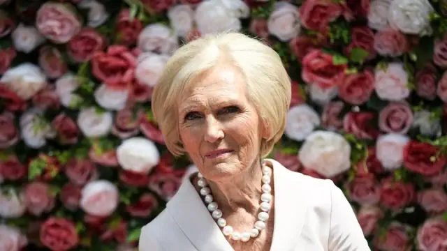 Mary Berry's pasta recipe featuring bacon and parmesan requires just five ingredients and can be prepared in only 15 minutes.