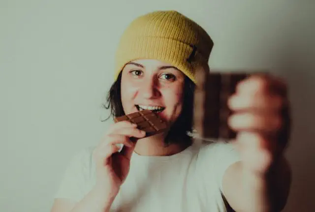20 Overlooked Candy Bars That Deserve to Make a Return