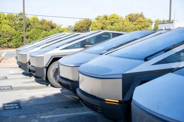 Tesla announces unexpected choice regarding Cybertruck manufacturing.