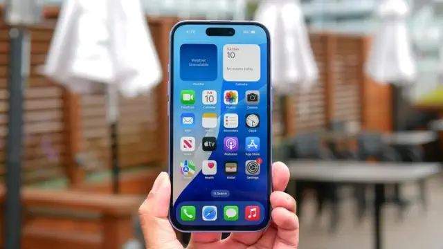 How to block a contact on your iPhone