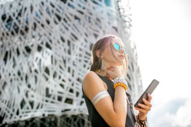7 Unconventional Yet Brilliant Methods People Are Earning Money on TikTok from Anywhere Globally