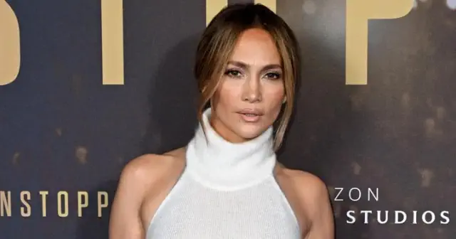 Jennifer Lopez donates amazing items from her personal wardrobe to support an agency dedicated to fire relief efforts in Los Angeles.